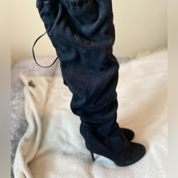 Revamped Women’s Knee High Suede Platform Heeled Boots - Picture 3 of 4